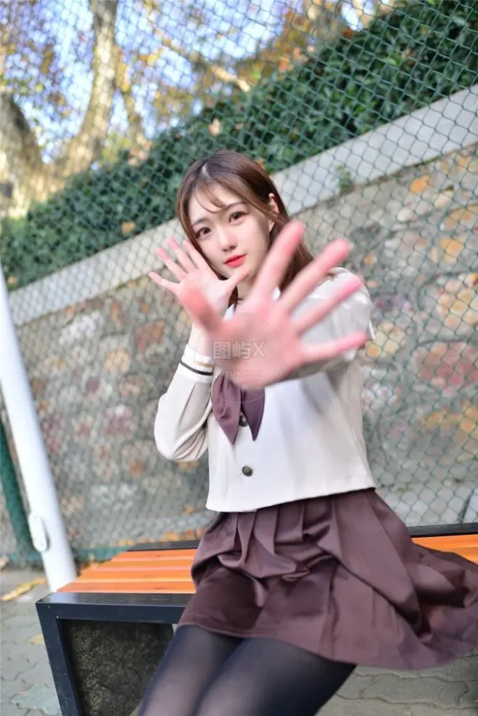 风之领域 No.177 大学校园里的黑丝学妹 [32P-702MB]-图屿X