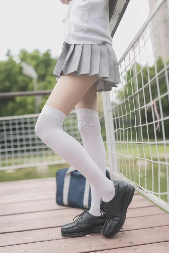 风之领域 No.190 踏青的白丝美少女 [50P-465MB]-图屿X