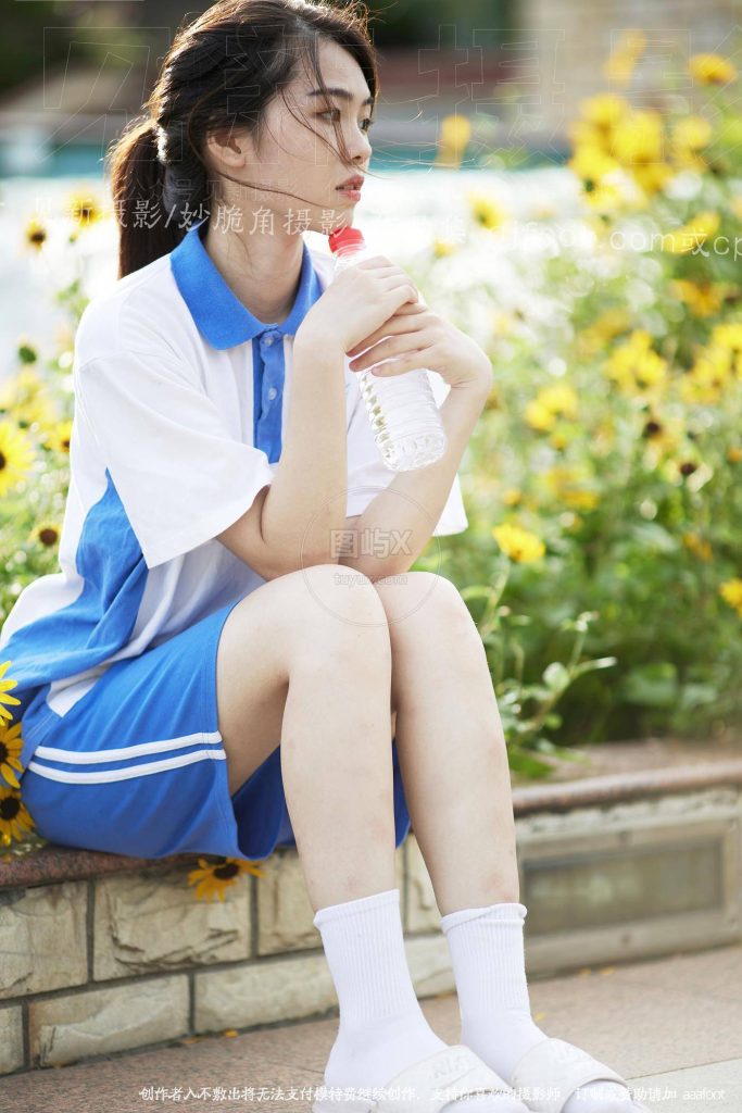 见新摄影 NO.048 花有从开日，人无再少年 [208P-1V-1.6GB]-图屿X