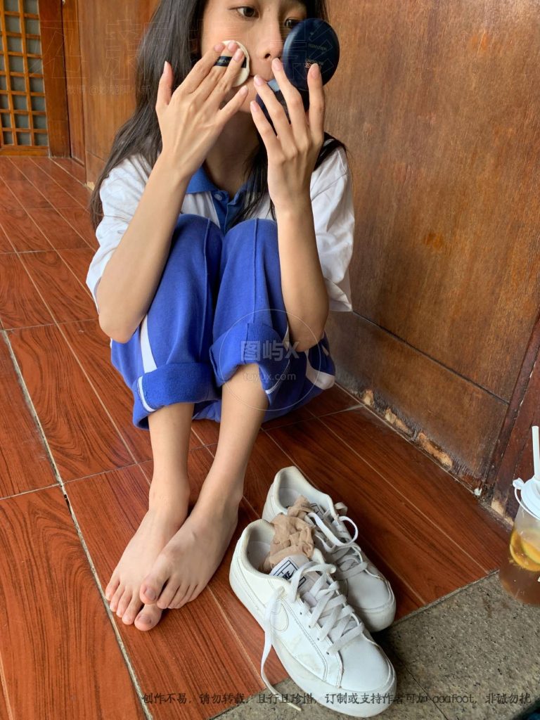 见新摄影 NO.036 全程记录 致敬我们一起高考的岁月 [286P-1V-1.7GB]-图屿X