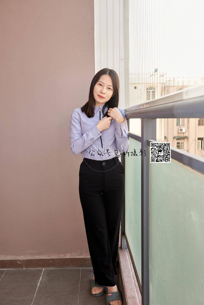 见新摄影 NO.019-小江-户外裤里丝高跟 [155P-1.8GB]-图屿X