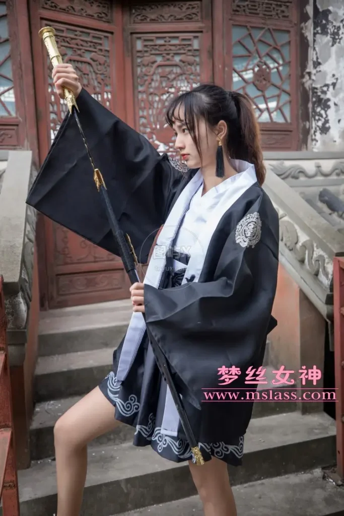 MSLASS梦丝女神 2019-05-02 玥玥女侠之剑（上） [43P-1V-749MB]-图屿X