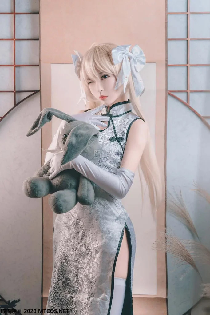 喵糖映画 HML.009 银丝旗袍 [22P-327MB]-图屿X