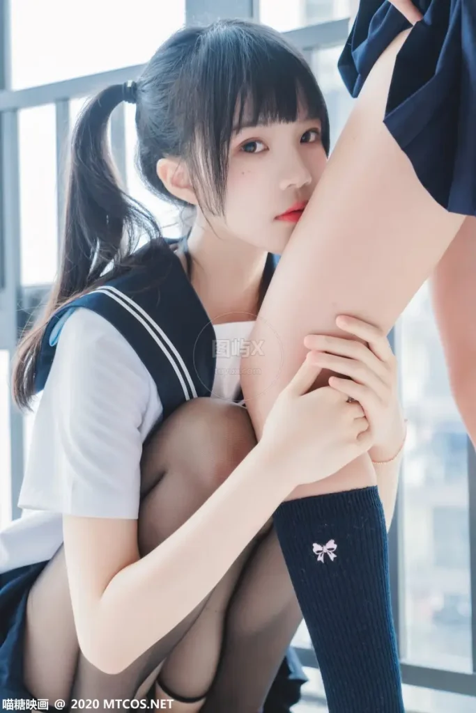 喵糖映画 JKL.014 她.JK制服 [33P-867MB]-图屿X