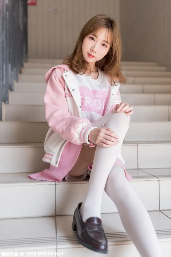 喵糖映画 VOL.220 晌午暖阳 [48P-349MB]-图屿X