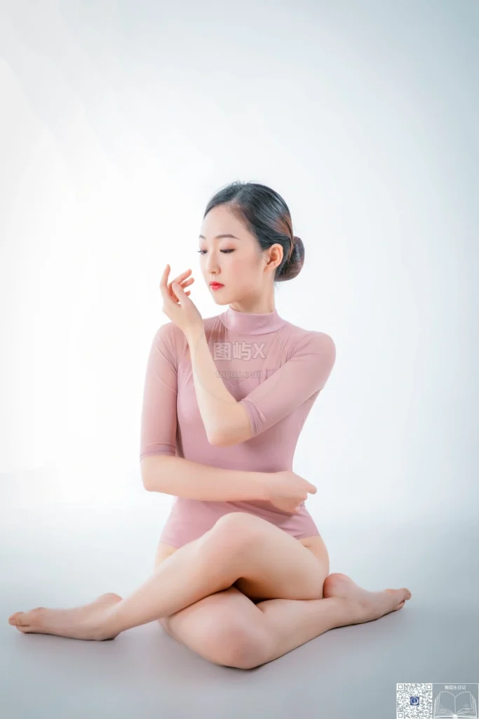 舞蹈生日记 030 东旸 [33P-136MB]-图屿X