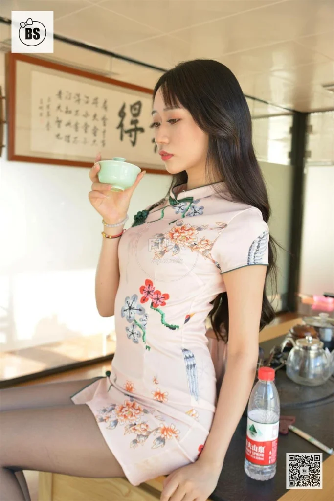 我丝你想 MX014 美西 新来的女助理4 [74P-101MB]-图屿X