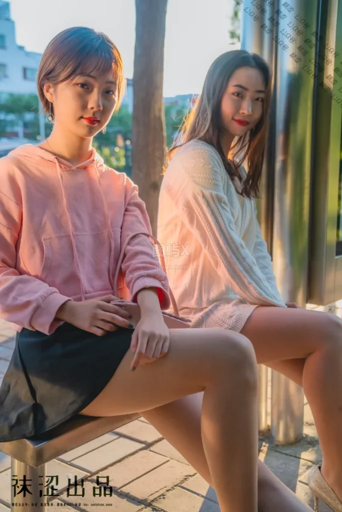 袜涩写真 VOL.045 双人紫竹院 [45P-665MB]-图屿X