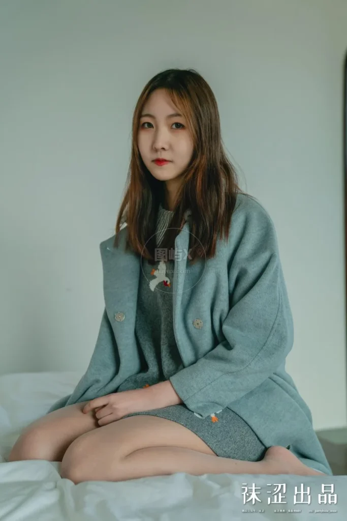 袜涩写真 VOL.078 小院的傍晚-思甜 [50P-106MB]-图屿X