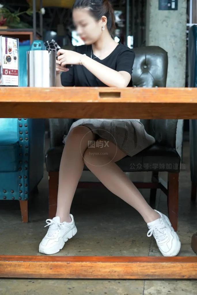 学妹加速跑 XM030《小唐学妹5》 [89P-1V-217MB]-图屿X