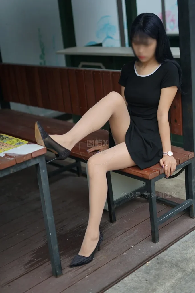 学妹加速跑 XM042《抬起腿来就很美+小云》 [89P-1V-184MB]-图屿X