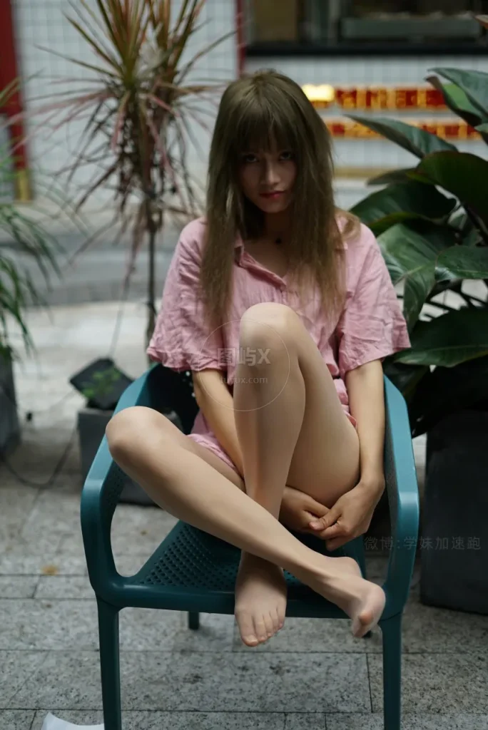 学妹加速跑 XM046《敏儿粉粉嫩嫩》 [89P-1V-226MB]-图屿X