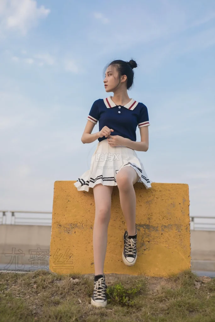 尤蜜丝 穿搭写真 NO.012 [30P-145MB]-图屿X