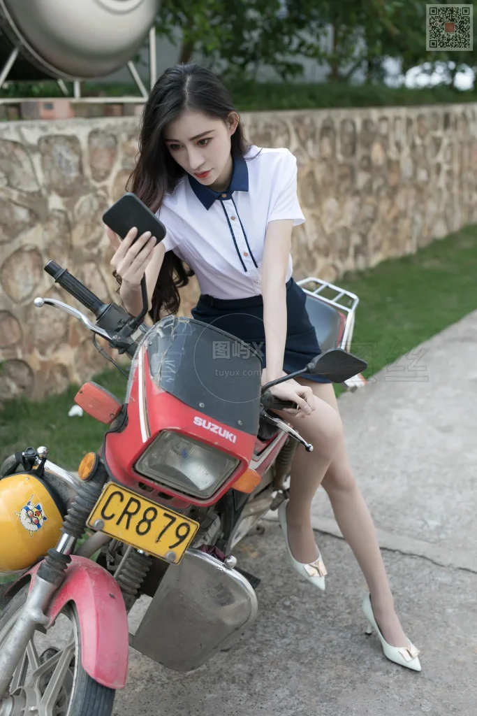 尤蜜丝 穿搭写真 NO.018 [77P-3V-434MB]-图屿X