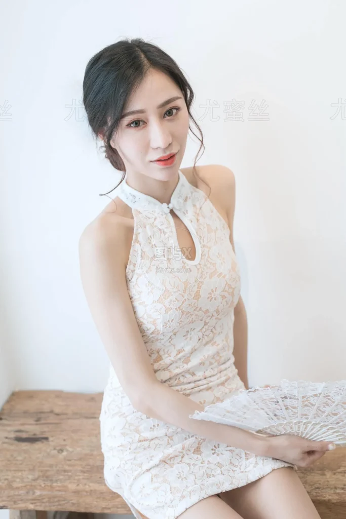 尤蜜丝 穿搭写真 NO.026 [43P-1V-205MB]-图屿X