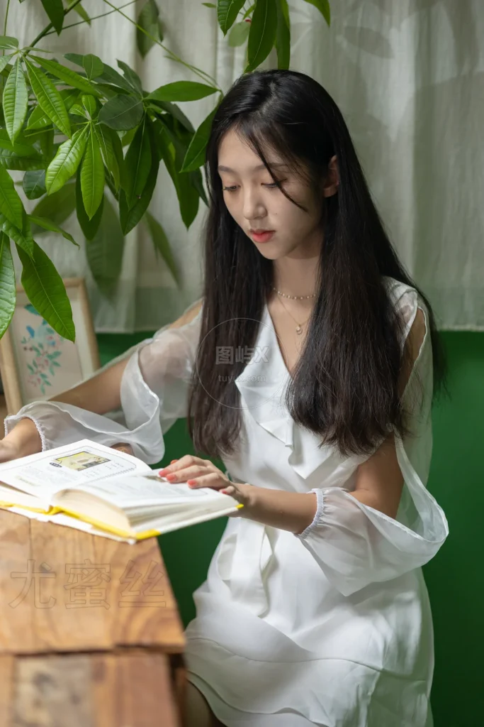 尤蜜丝 穿搭写真 NO.060 [82P-1V-910MB]-图屿X