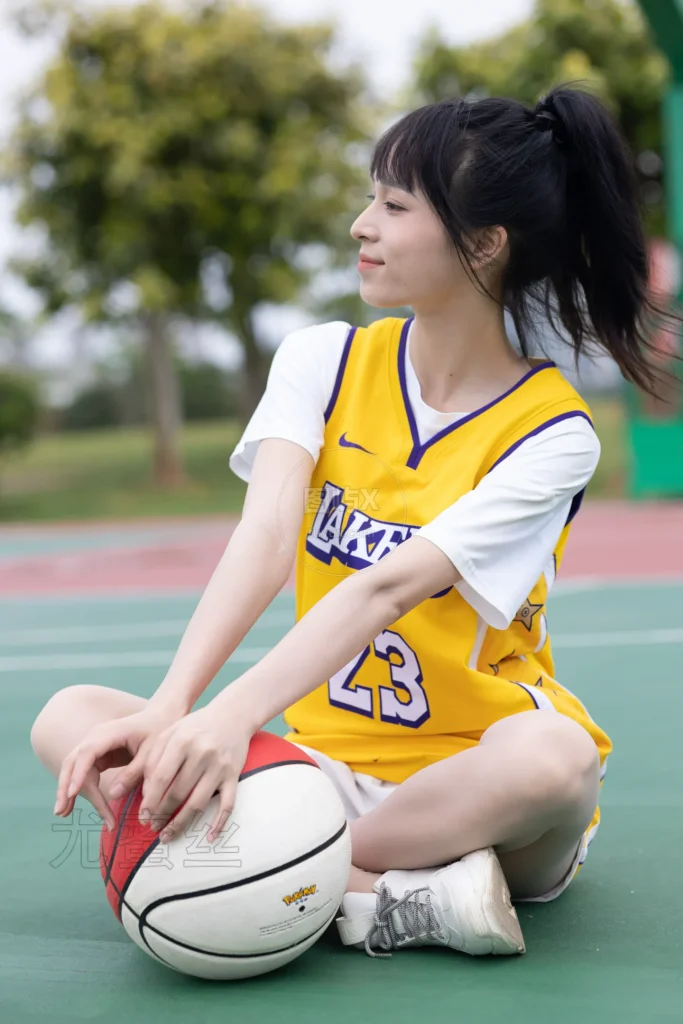 尤蜜丝 穿搭写真 NO.149 [74P-1V-974MB]-图屿X