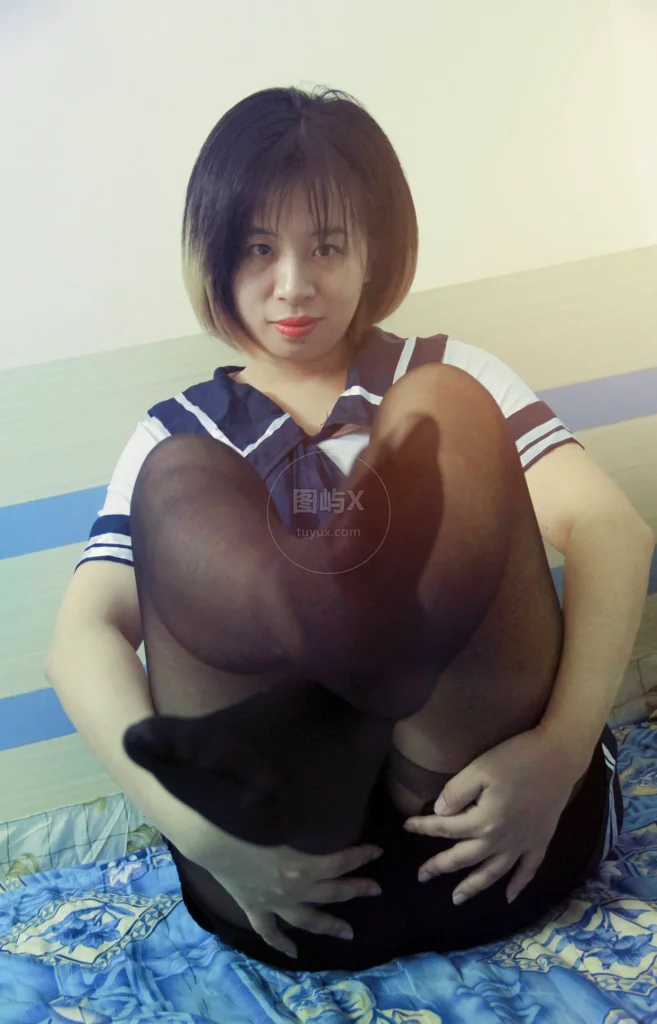 鱼鱼足影 NO.039 学生装丝族 [58P-183MB]-图屿X