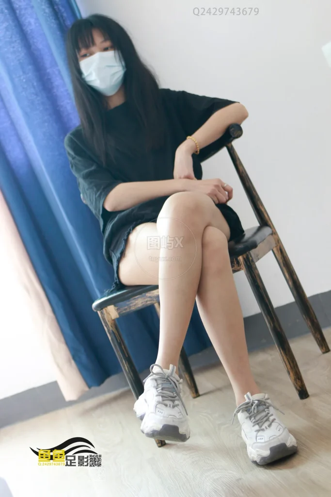 鱼鱼足影 NO.076 优优 [118P-1V-309MB]-图屿X