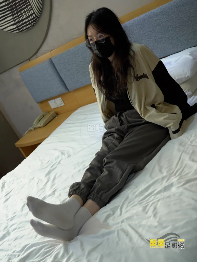 鱼鱼足影 NO.103 茵茵老师 [147P-1V-1.2GB]-图屿X