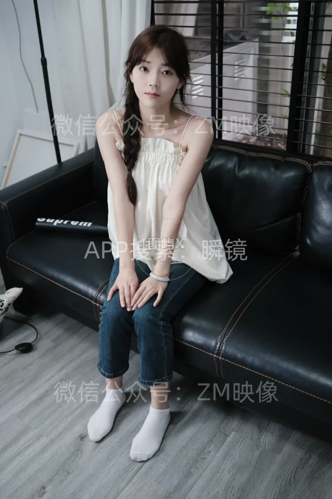 织梦映像 需要人陪-字里行间谈离散 完整版 [301P-1V-4.7GB]-图屿X