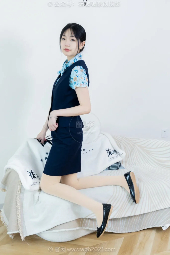 BoBoSocks袜啵啵 NO.662 小甜豆-平底鞋、高跟鞋、厚黑丝、厚肉丝、制服 [142P-1V-5.5GB]-图屿X