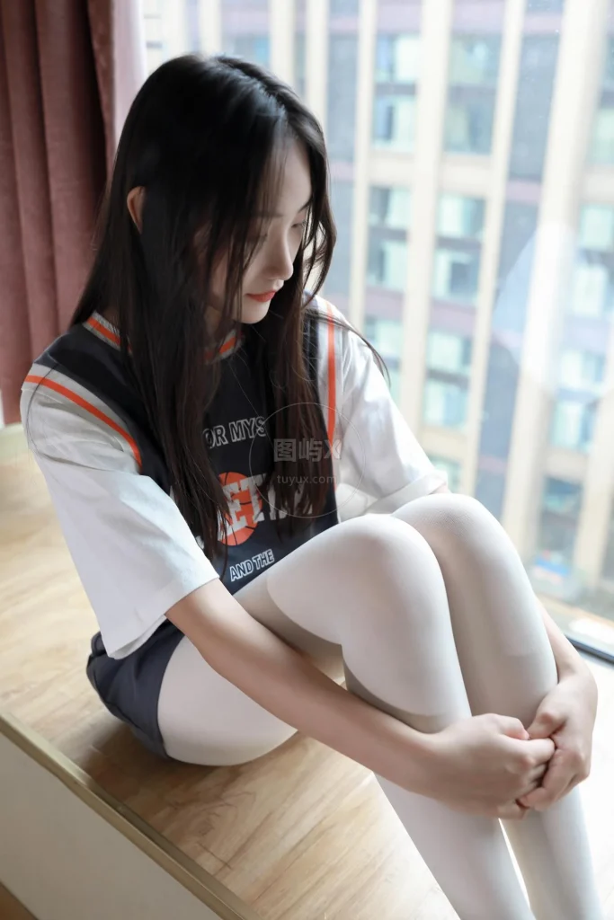 Imzsock爱美足 No.137 君君 [78P-1V-2.0GB]-图屿X