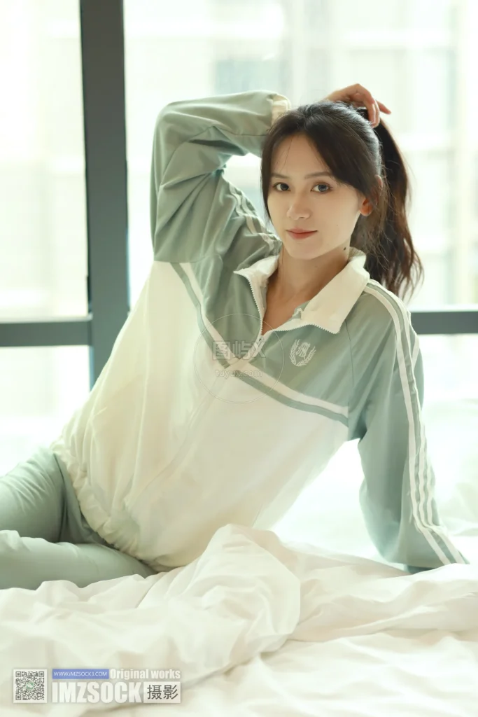 Imzsock爱美足 No.242 梦瑶 [95P-1V-2.3GB]-图屿X