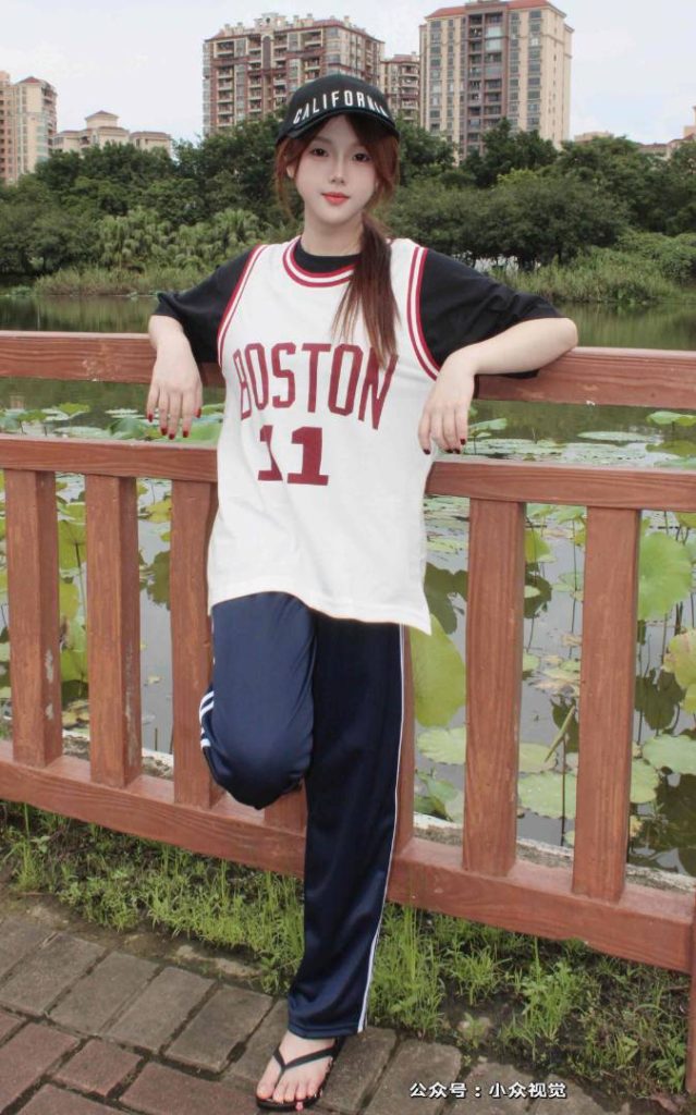 小众视觉 026-小薯条人字拖球服套装 [113P-1V-5.3G]-图屿X